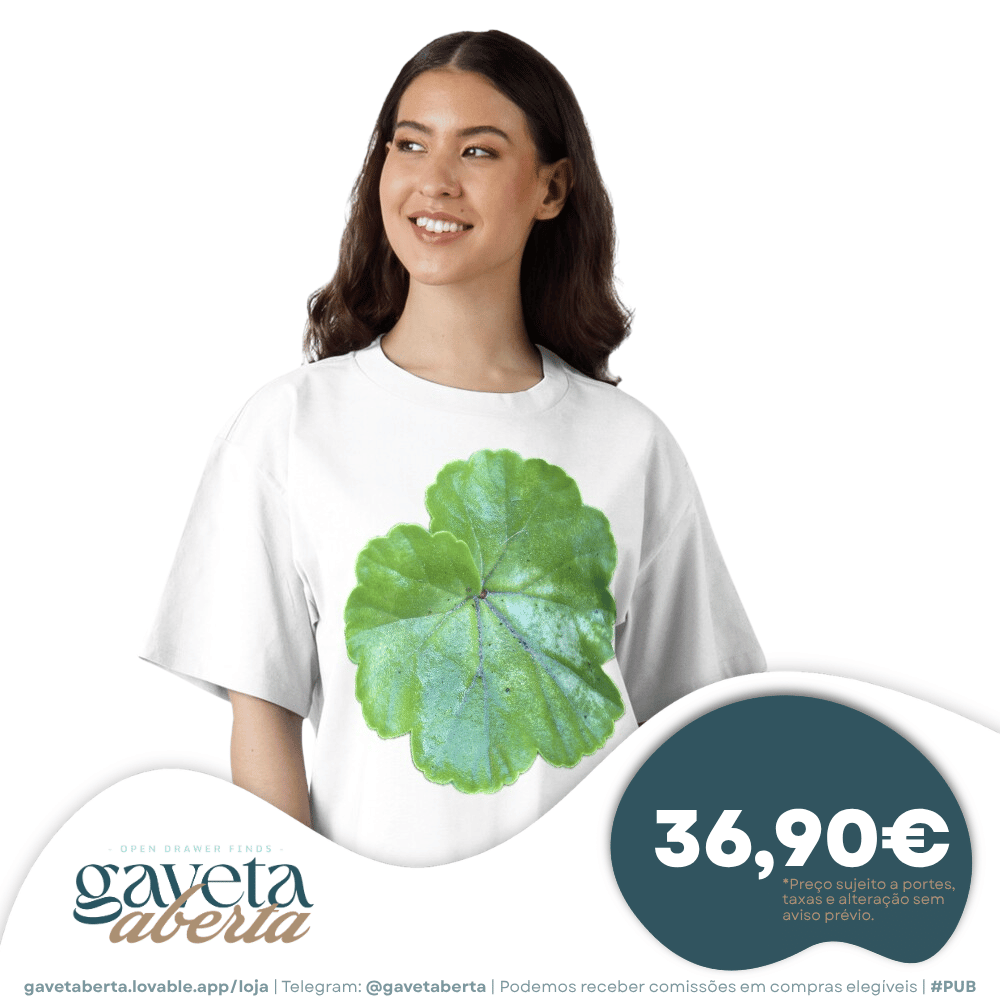 T-shirt Boxy Branca Estampa Folha Gerânio